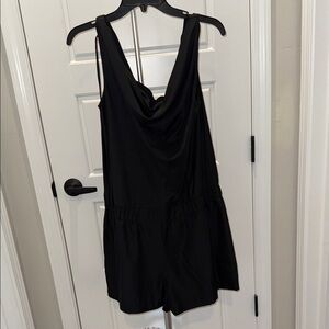 Sexy Cowl Neck Romper! Guess Black XL Garment